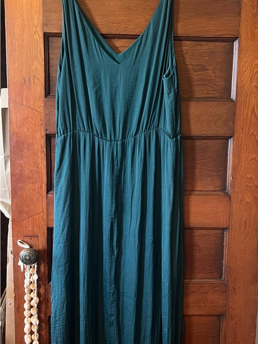 Vince Camuto green V-Neck Sleeveless Maxi Dress